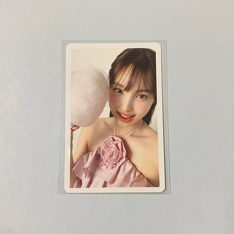 TWICE ナヨン harehare トレカ FC限定版 Amazon.co.jp: TWICE harehare ハレハレ ナヨン トレカ : おもちゃ