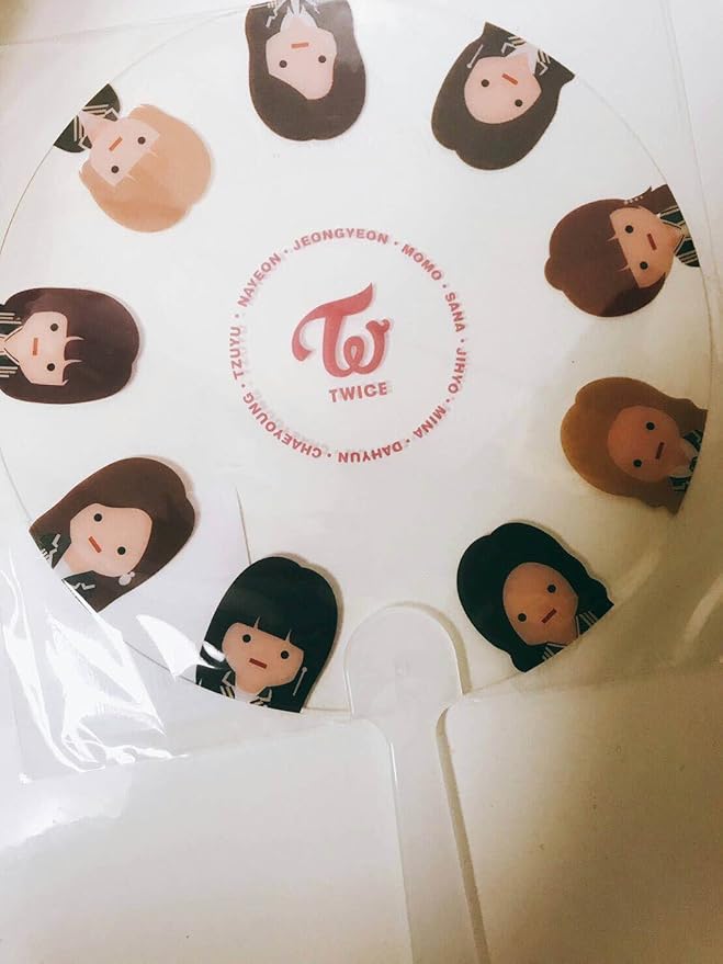 Amazon Twice 韓国ポップアップストア限定 うちわ アイドル 芸能人グッズ 通販