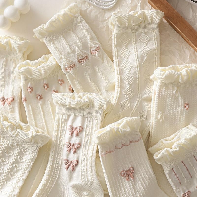 Image of 5 Pair Cute White Ruffle Ankle Socks - Women's Cottagecore Floral Crew Socks in Japanese Aesthetic Cotton