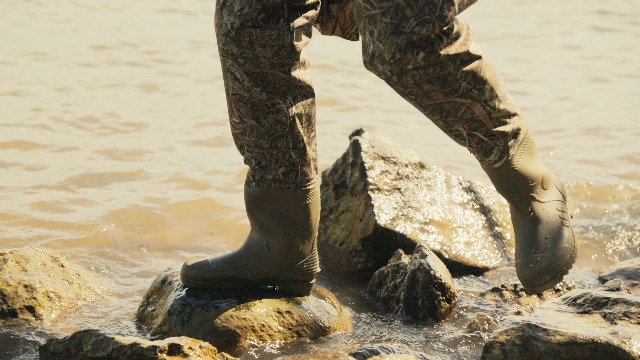 Amazon.com: Foxelli Hip Waders – Waterproof Camo Wading Hip Boots