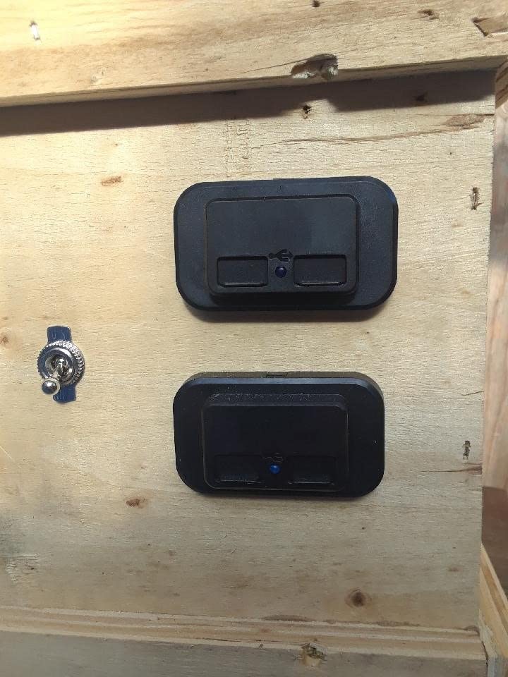 3/mo Finance 12V USB Outlet Automotive USB Port Panel Mount 12V USB