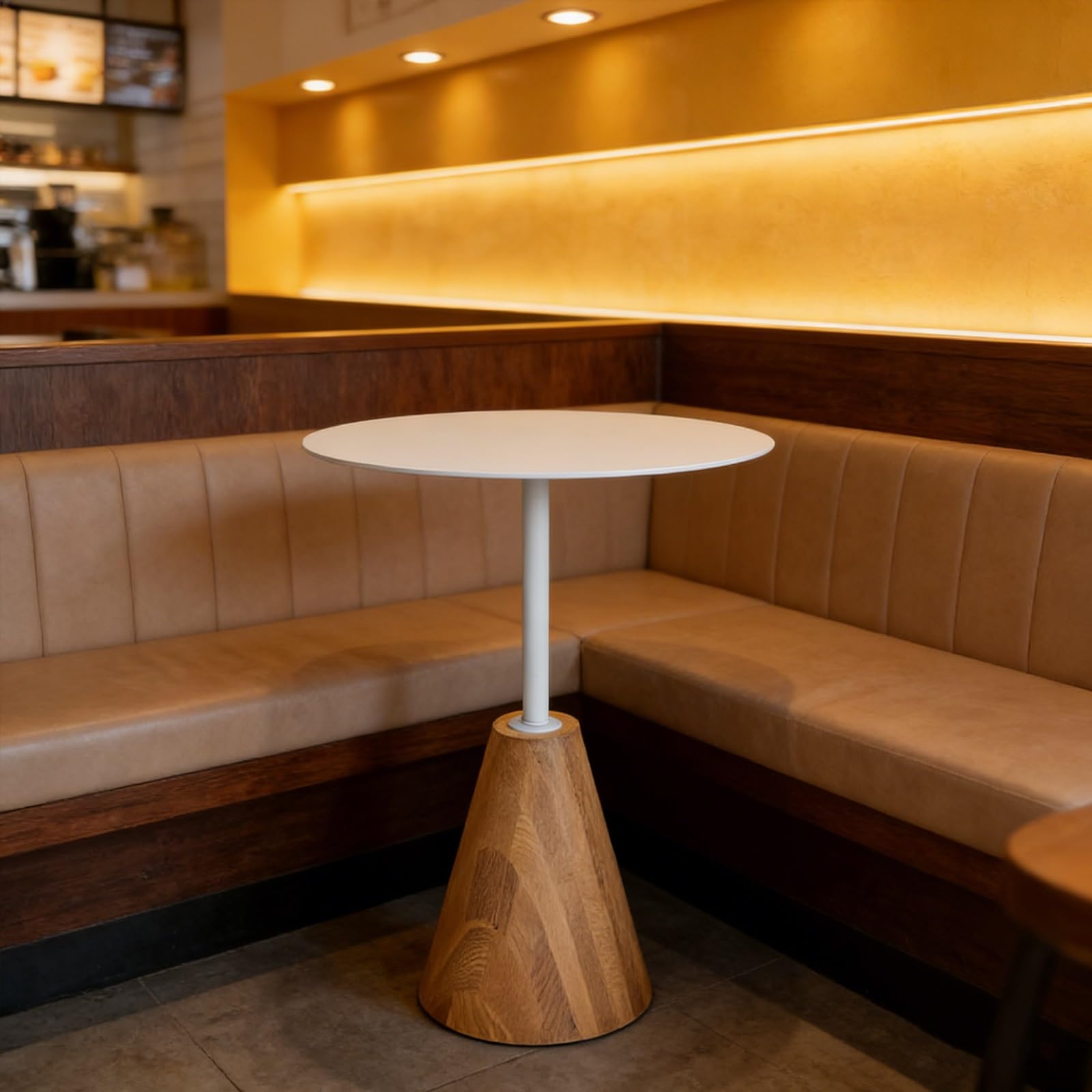Tavolo da bar rotondo moderno con base affusolata in rovere massiccio e piano in ferro verniciato per bistrot