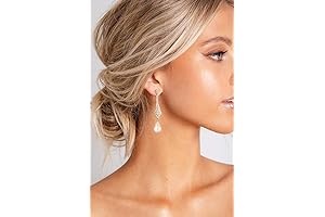 Vintage Pearl Dangle Earrings: Radiant Elegance for Your Bridal Ensemble
