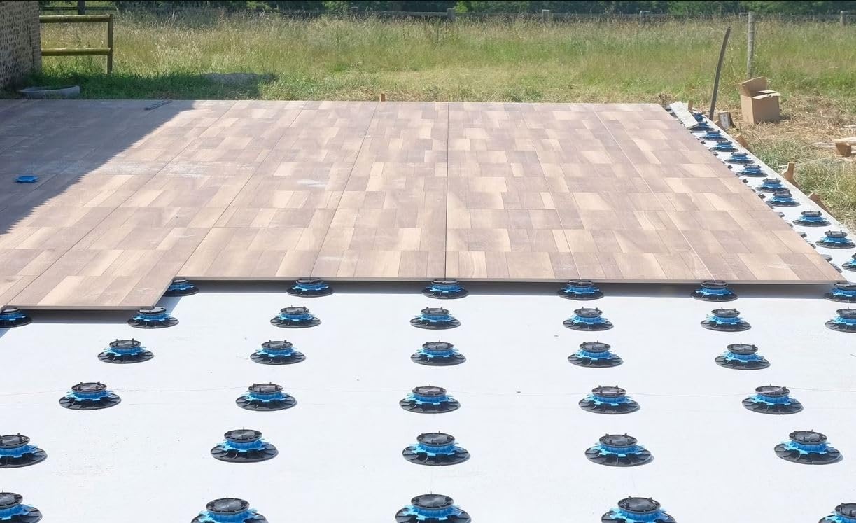Lot de 15 Plots de Terrasse Réglables 8-20 mm + 15 Cales Amortissantes en Caoutchouc I Idéal pour Terrasses en Dalles ou Lambourdes, Sol, Pierre & Carrelage