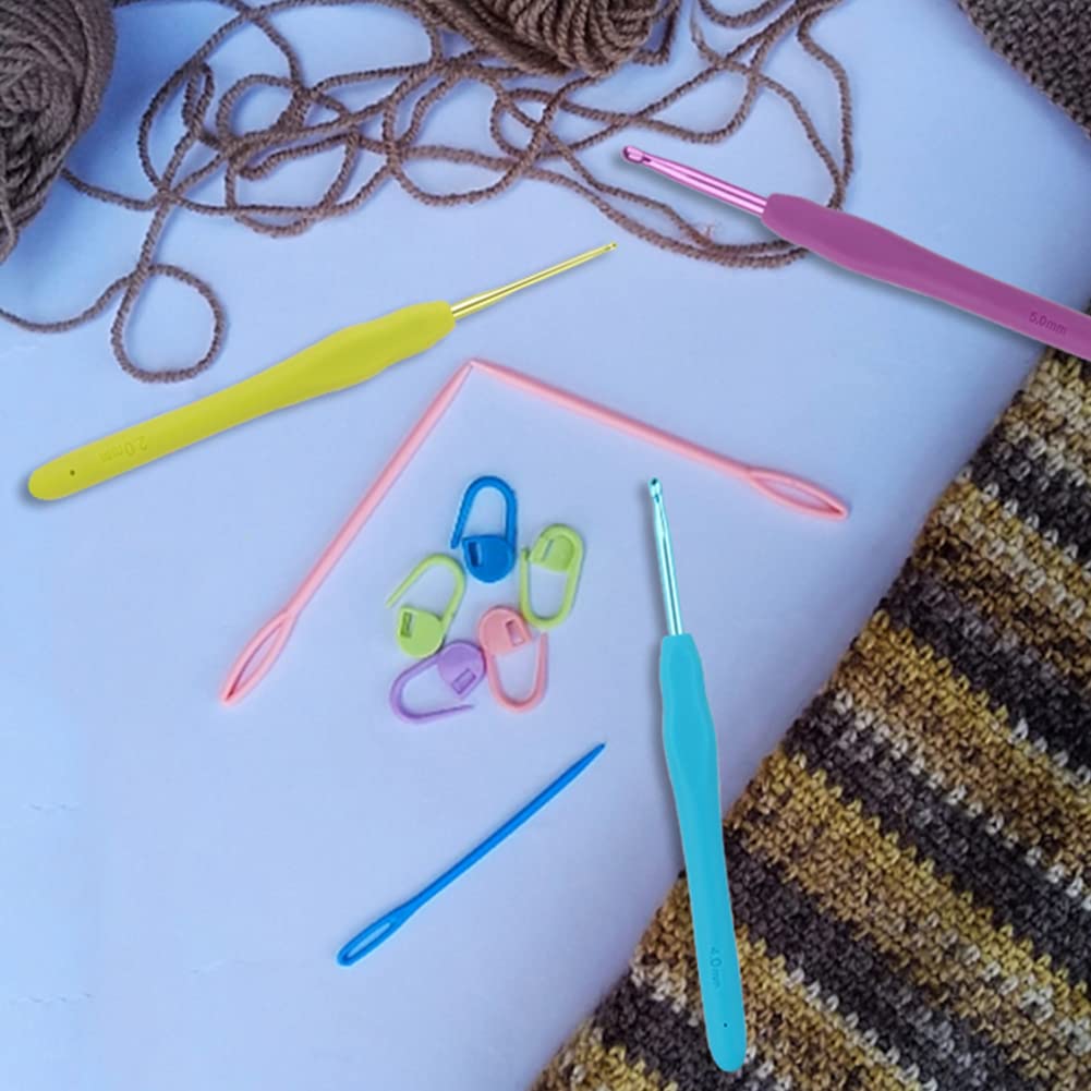 QLRFFLJOY Juego de 39 agujas de ganchillo con estuche, herramienta de tejido de hilo de bricolaje, kit de iniciación de ganchillo para principiantes, incluye agujas de ganchillo coloridas, una bola de
