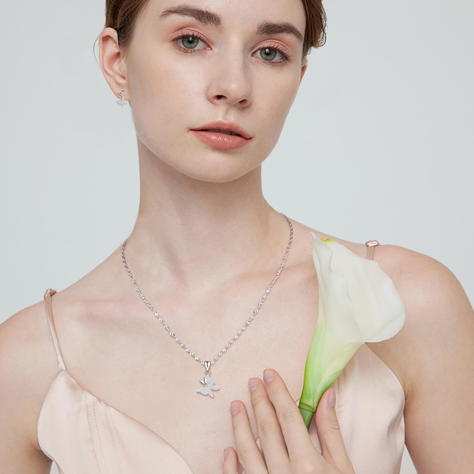 2 PCS Joyas Conjunto de Collar y Pendientes de Mariposas en Plata de Ley 925 con Circonitas, Pendientes Trepadores de Mariposas, Collar Colgante Mariposas para Mujer Niña