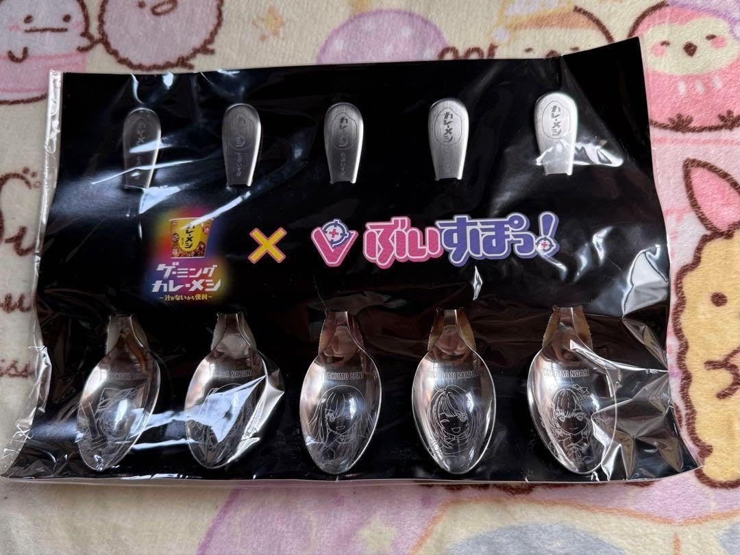 ぶいすぽっ！×カレーメシコラボ ぶいスプーン まさかカレーメシが七色に…？と一時話題となった「ゲーミング