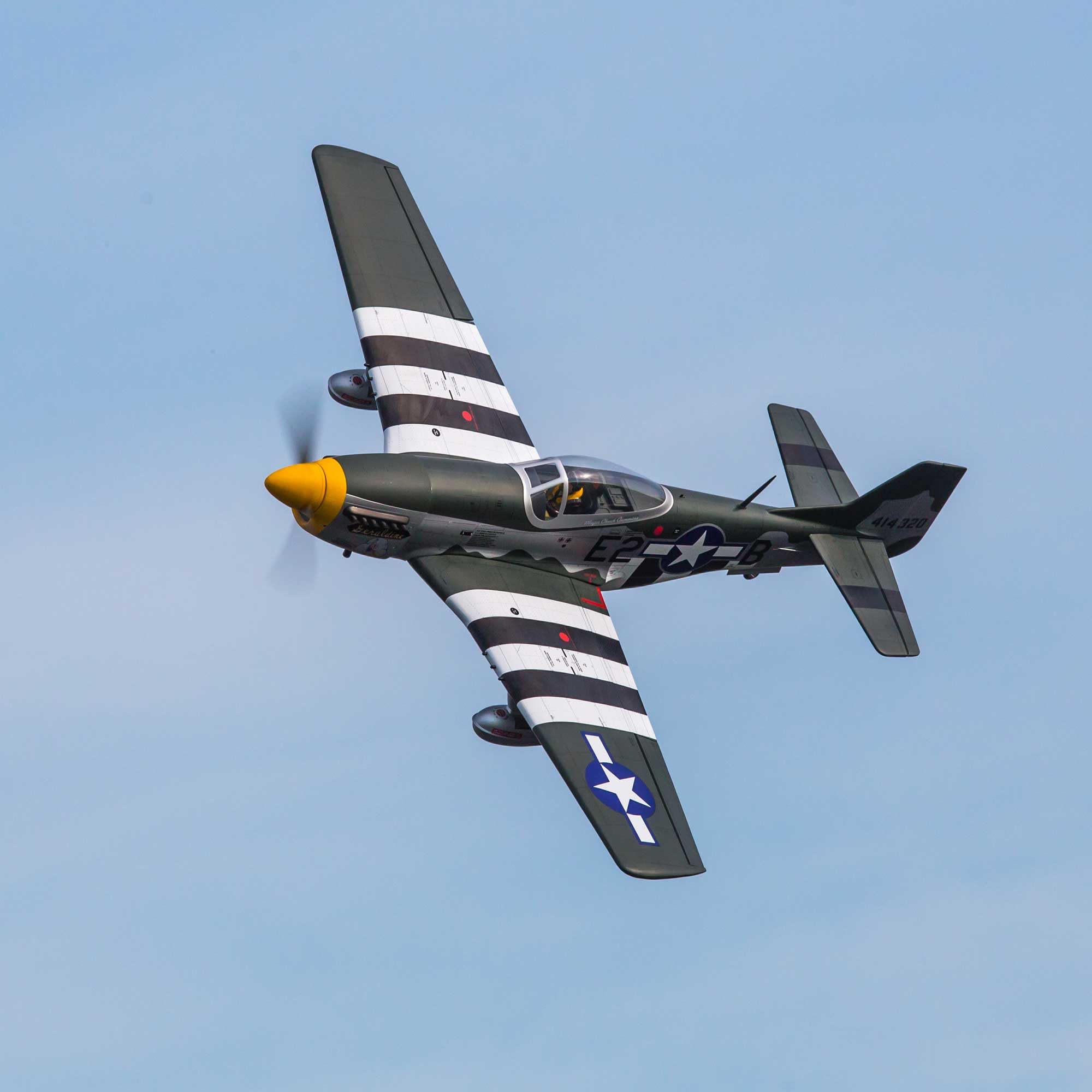 HANGAR 9 P-51D Mustang 20cc ARF, 69,5"