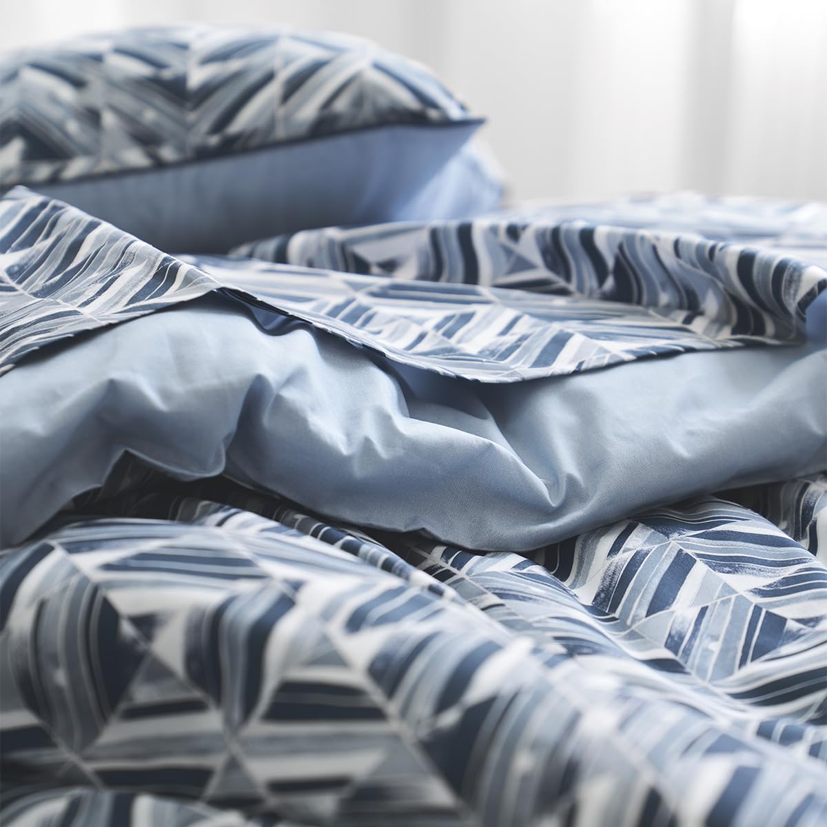 Essix Printed Cotton Percale Duvet Cover, Reflections, 240 x 220 cm, Blue - Image 3