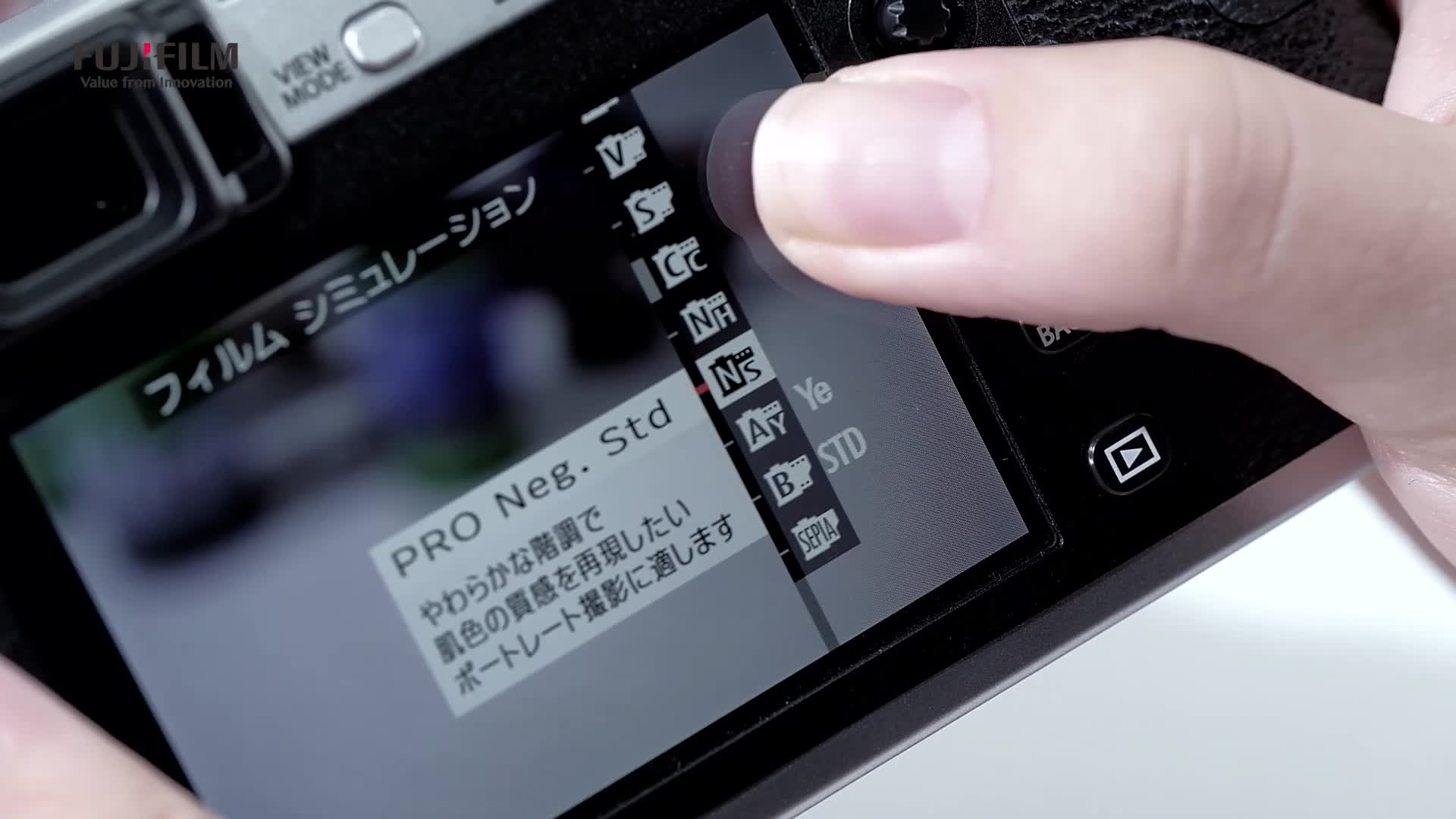 Fujifilm X-E3 - Cámara Evil de 24.3 MP y kit cuerpo con objetivo
