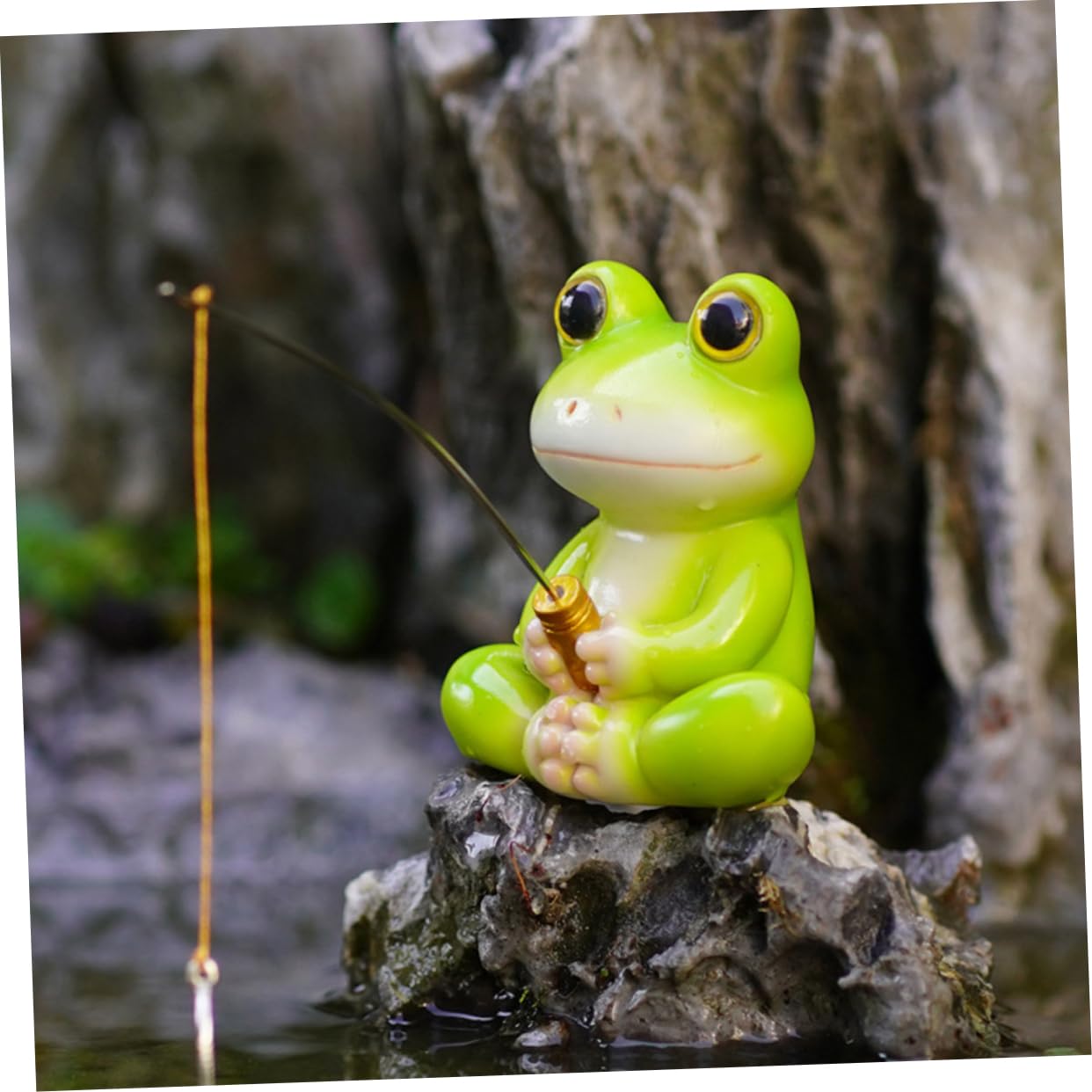 PRETYZOOM 2 Piezas Estatua De Pesca De Rana Decoraciones para Peceras Pequeñas Ornamento del Acuario Mini Figuritas De Ranas Juguetes De Pescado para Niños Mini Ranas Resina Green