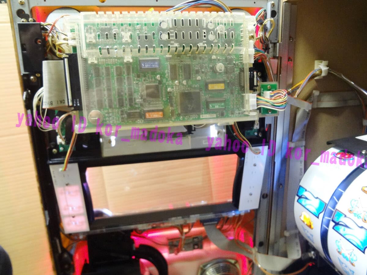 パチスロ 実機 希少レア！ カリビアンクイーン コイン不要機付 パチスロ 実機 希少レア！ カリビアンクイーン コイン不要機付