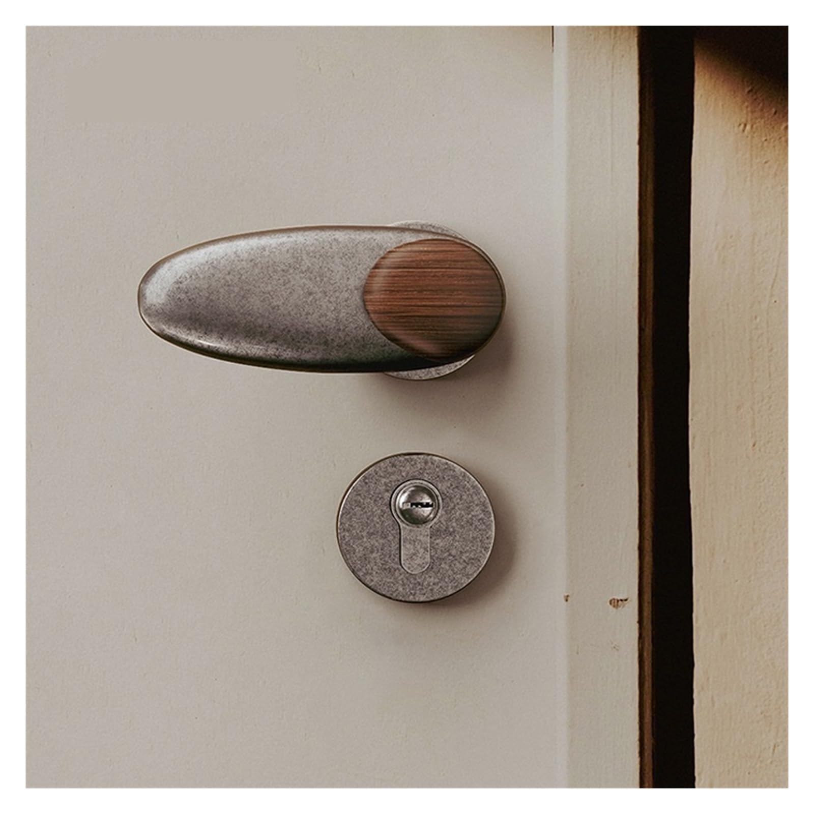 Serrure de porte en bois magnétique design médiéval argent rétro