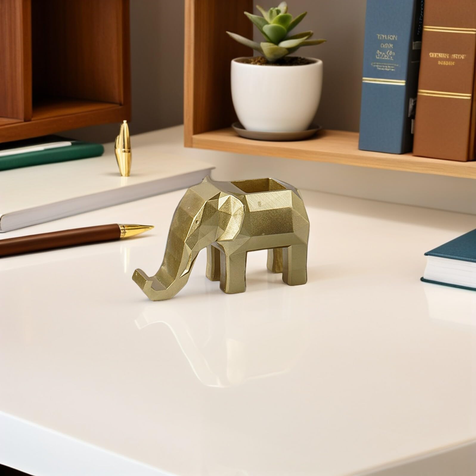 Porta Matite a Forma di Animale Geometrico in Resina Oro con Supporto | Organizer da Scrivania, Spazio Capiente per Penne e Pennelli Cosmetici, per Ufficio e Casa