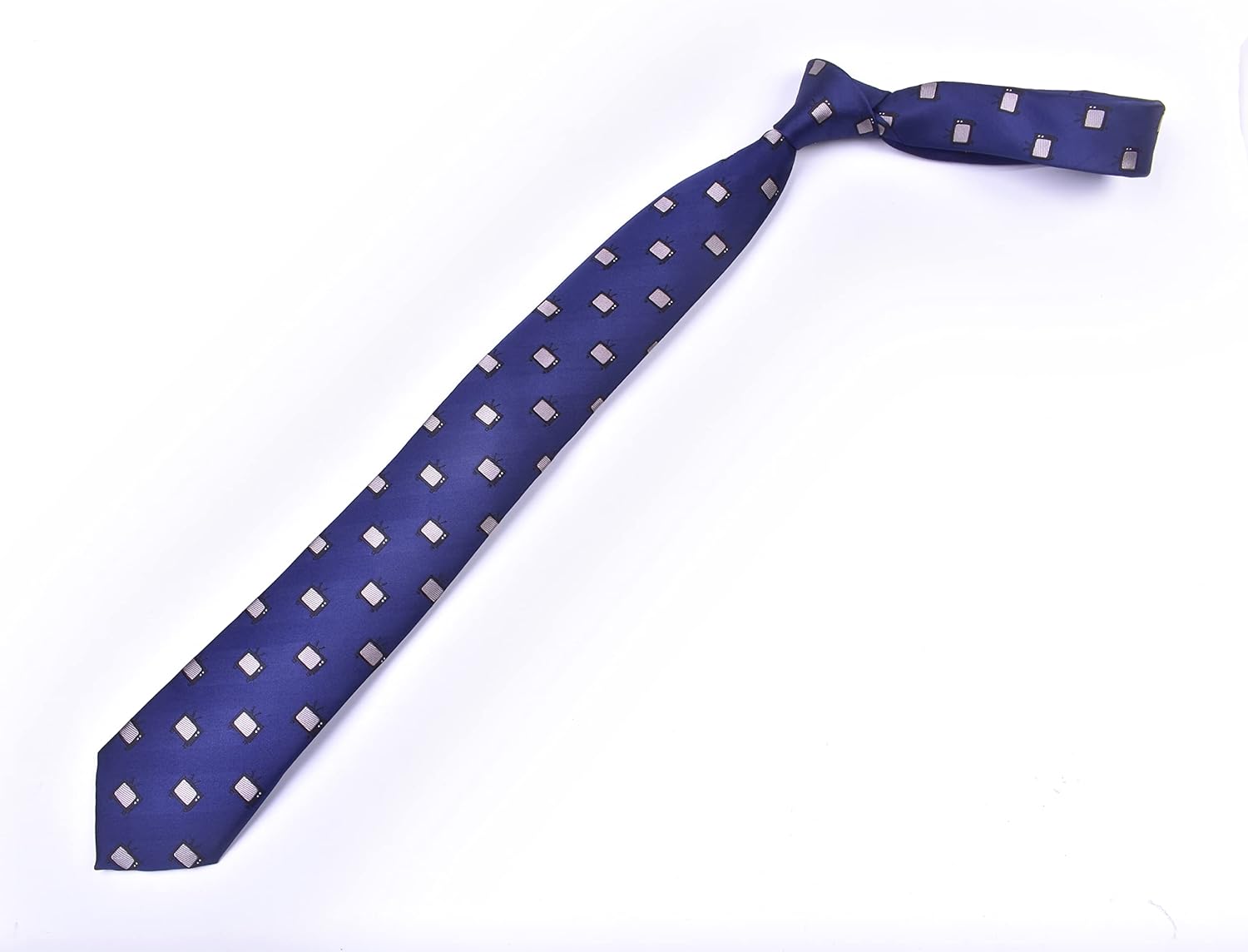 Maker V TV Necktie - Filmmaker Gift for Men - Screenwriter GIft for men - Actor gift for men - TV gift for men