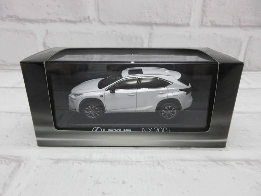 Amazon | ミニカー 1/43 レクサス NX200t ホワイト ディーラー
