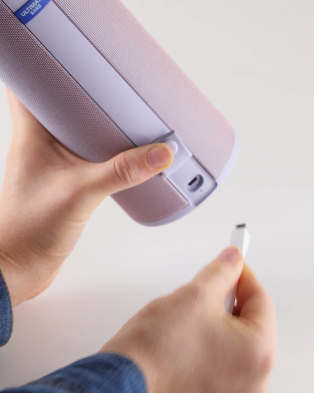 【4台同時再生可】ULTIMATE 3 Ears、水に浮く360度Bluetoothスピーカー「MEGABOOM Ultimate L ピーチ 3 MEGABOOM EARS スピーカー・ウーファー