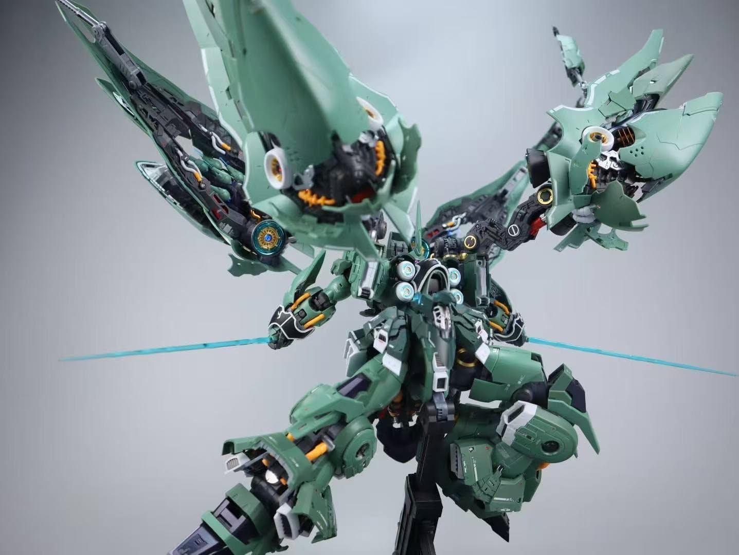 アクシス模玩 1/100 オシリス・エアリアル・ドミネーター プラモデル【新品】 Amazon | AXIS MODEL WORKS アクシズ社 1/100 オシリス・エアリアル
