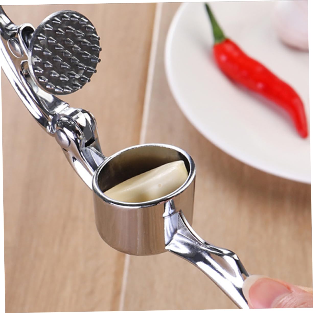 SOLUSTRE Zinc Alloy Garlic Press Mincer Ergonomic Manual Garlic Crusher Tool for Effortless Crushing Easy Cleanup Kitchen Essential Green Color