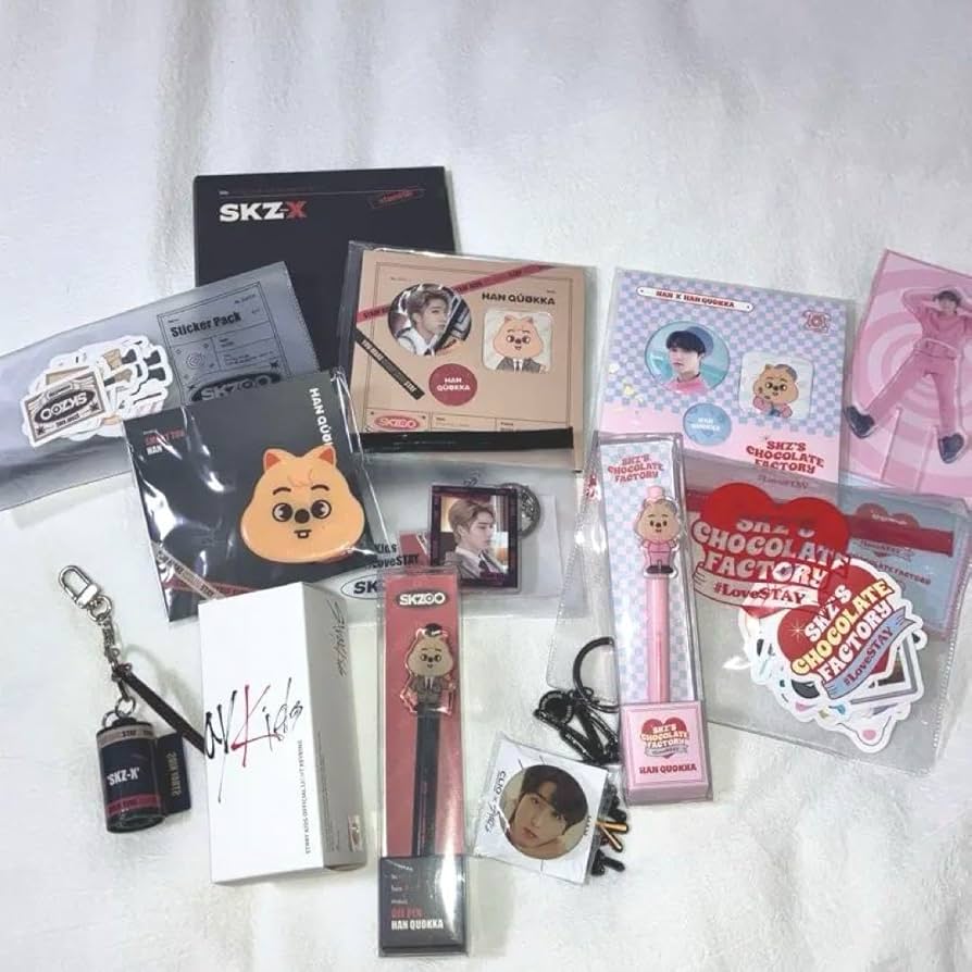 スキズ　ハン　ジソン　SKZOO　ペンミ　グッズ　セット　トレカ　レア　限定 スキズ ハン ジソン SKZOO ペンミ グッズ セット トレカ レア
