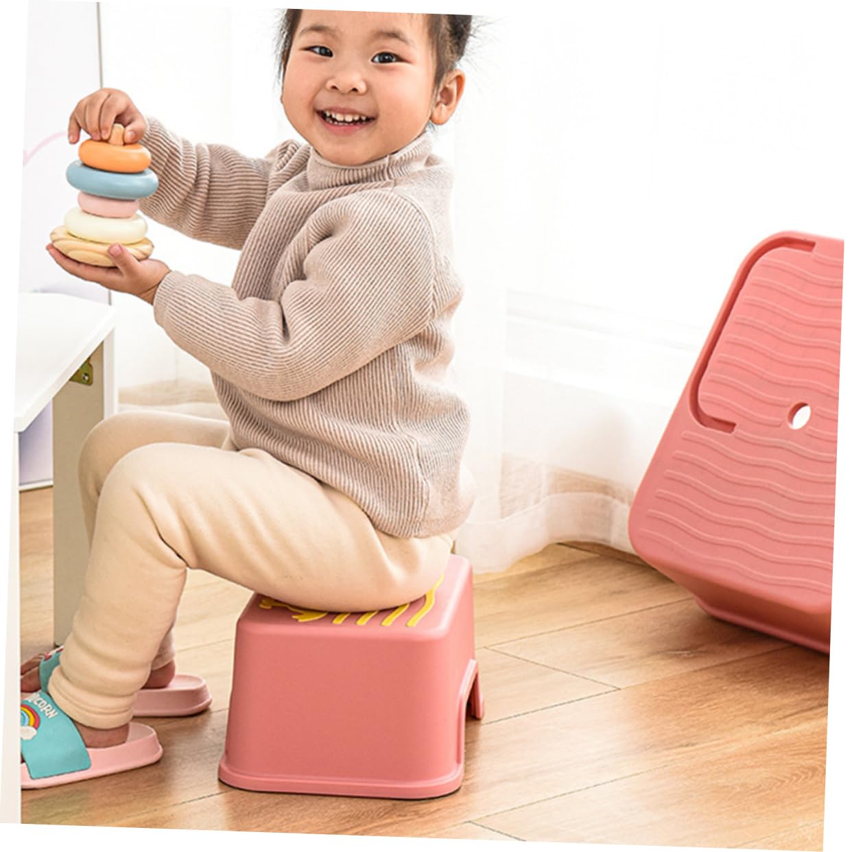 KOMBIUDA Toddler Potty Step Stool Anti-Slip Footstool for Kids Plastic Wash Stool for Bathroom