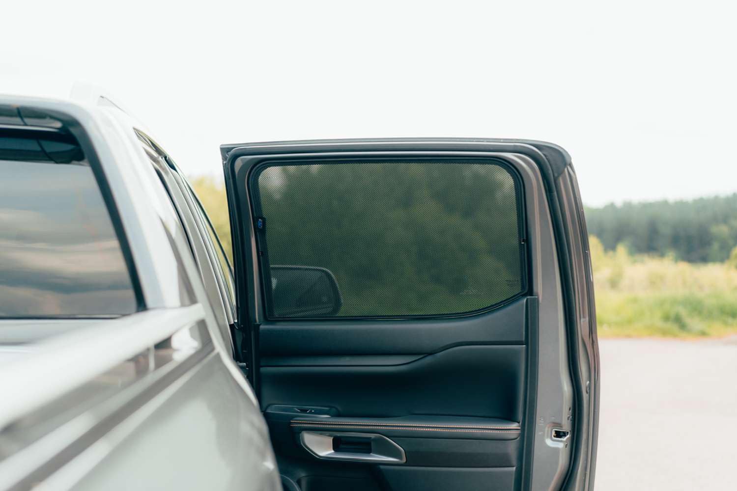 Sonnenschutz Blenden passend für VW Amarok ab 2023/für Ford Ranger ab 2023 Sonnenblenden Komplett-Set AZ17002945 AZUGA