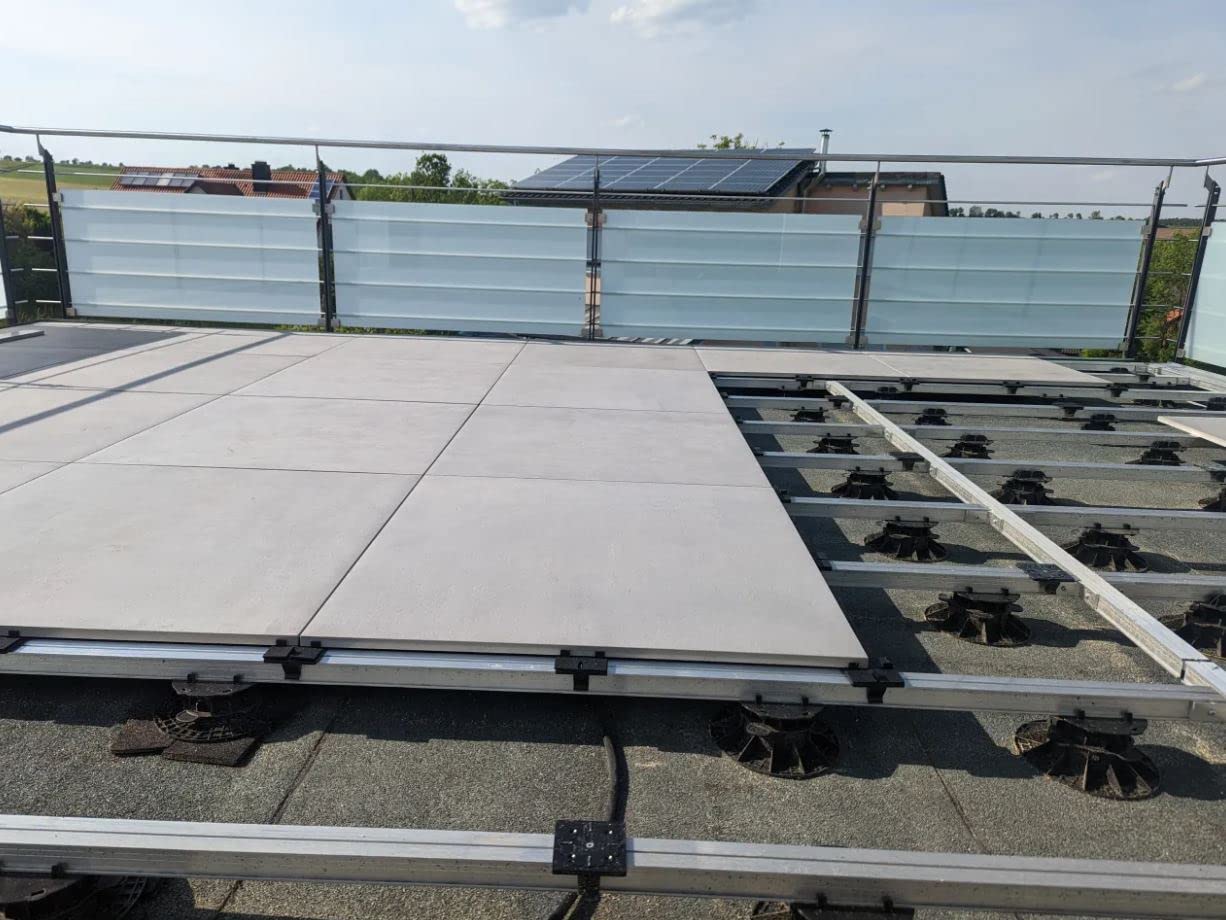 Gartenwelt Riegelsberger Premium Aluminium Montagesystem-Set für Keramik-, Stein-, Betonplatten Komplett-Set Made in Germany Plattenformat 60x60 cm Terrassenfläche 3x3 m | 9 m² Aufbauhöhe 76-89 mm