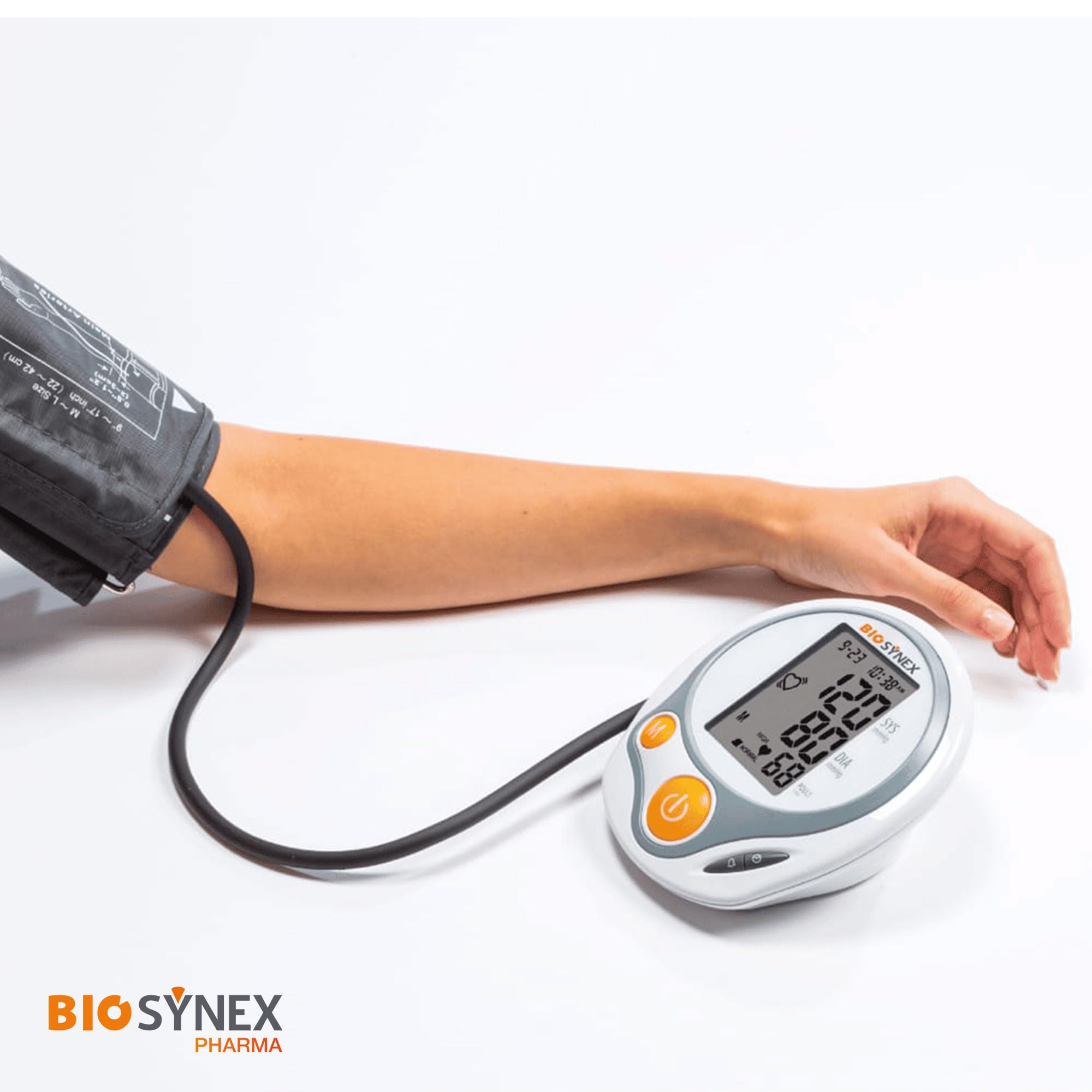 BIOSYNEX - Elektroniczny mankiet ciśnienia krwi - pomiar ciśnienia krwi i tętna - wykrywanie arytmii - nadciśnienie - zatwierdzony klinicznie (opaska na ramię)
