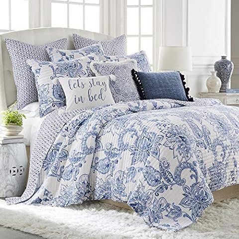 Levtex Home - Bennett Quilt Set - Full/Queen Quilt + Two Standard Pillow Shams - Floral Paisley - Blue and White - Quilt Size (88x92in.) and Pillow Sham Size (26x20in.) - Reversible - Cotton Fabric Cover