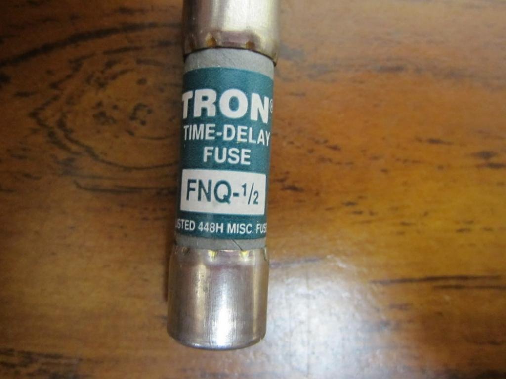 Time Delay Fuse Littelfuse FLQ-1-1/2 (FLQ1-1/2) 1.5 Amp 500Vac Time Delay Midget Fuse Electronic Equipment Time Delay Fuse - Foto 5