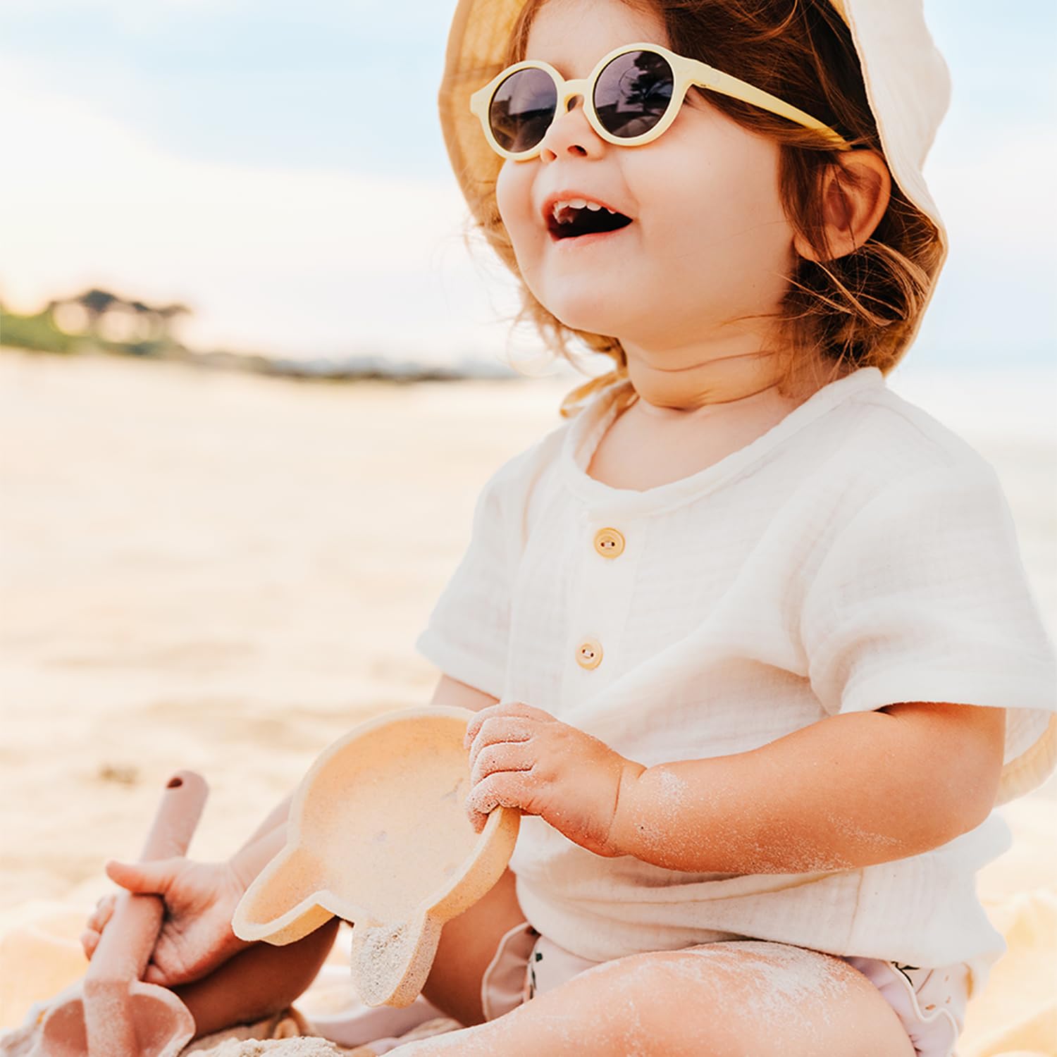 BIOLANE - Creme Solaire Bebe SPF 50-100ML - Haute Protection Contre UVA et UVB - Peaux Sensibles - Résistant à l'eau - Filtre Solaires Sécurité Bébé - Fabriquée en France