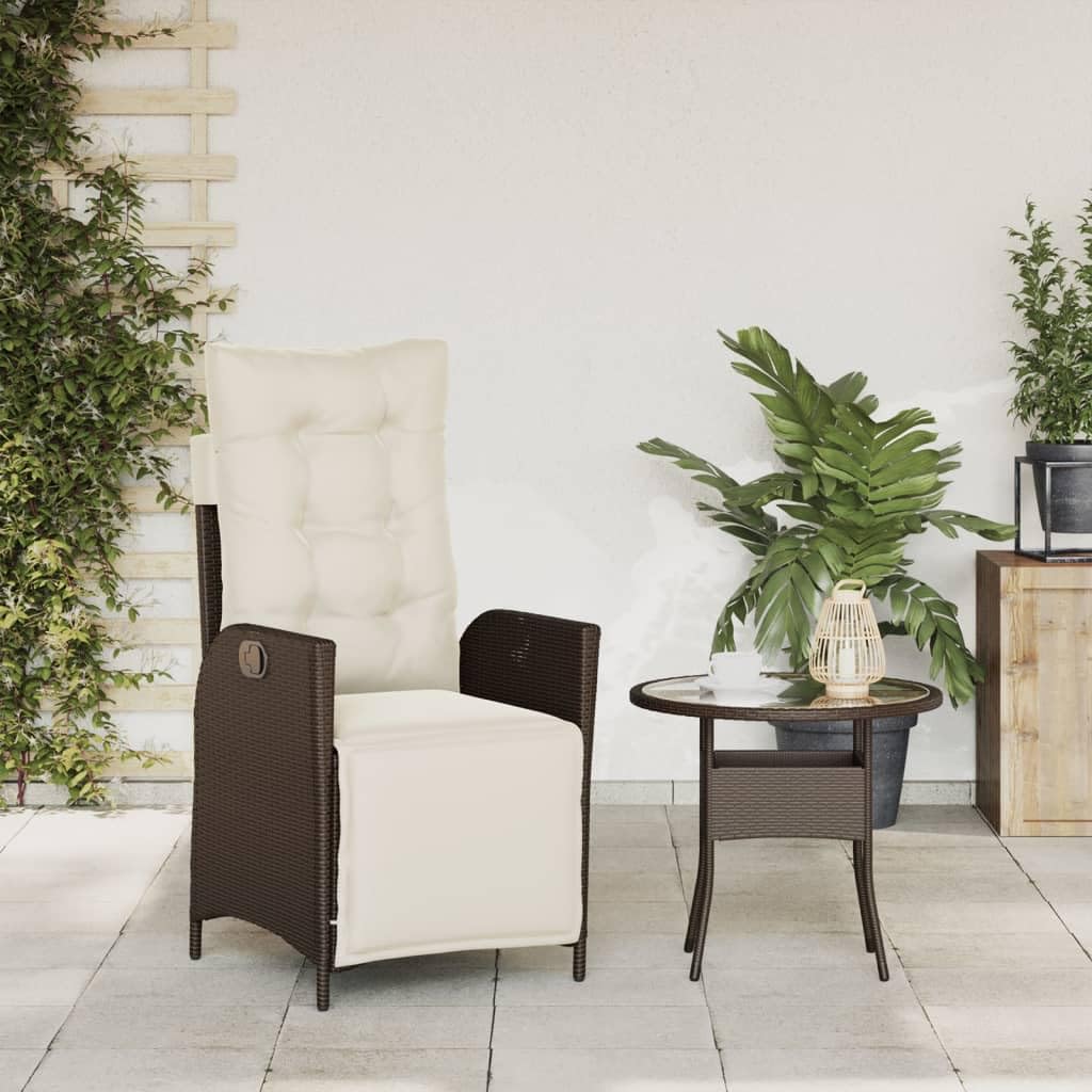 Poltrona reclinabile da giardino con poggiapiedi regolabile in rattan PE marrone per esterni, struttura robusta in acciaio e cuscini sfoderabili lavabili e mobili da terrazza