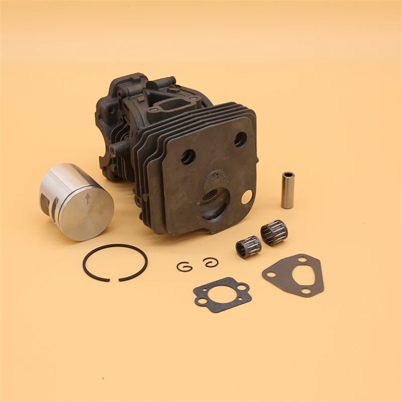 Zestaw uszczelek iglicy tłoka cylindra 42mm 44mm do Husqvarna, 445 450 Garden Chainsaw Spare Tools Parts Tłok kosiarki(HUS445 42MM)