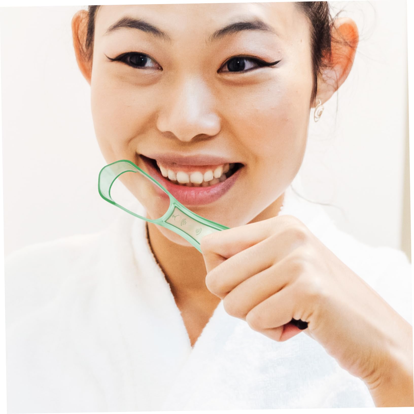 PartyKindom 15 Pcs Handheld Tongue Scrapers for Adults Oral Care Tools for Fresh Breath and Tongue Cleaning Transparent Light