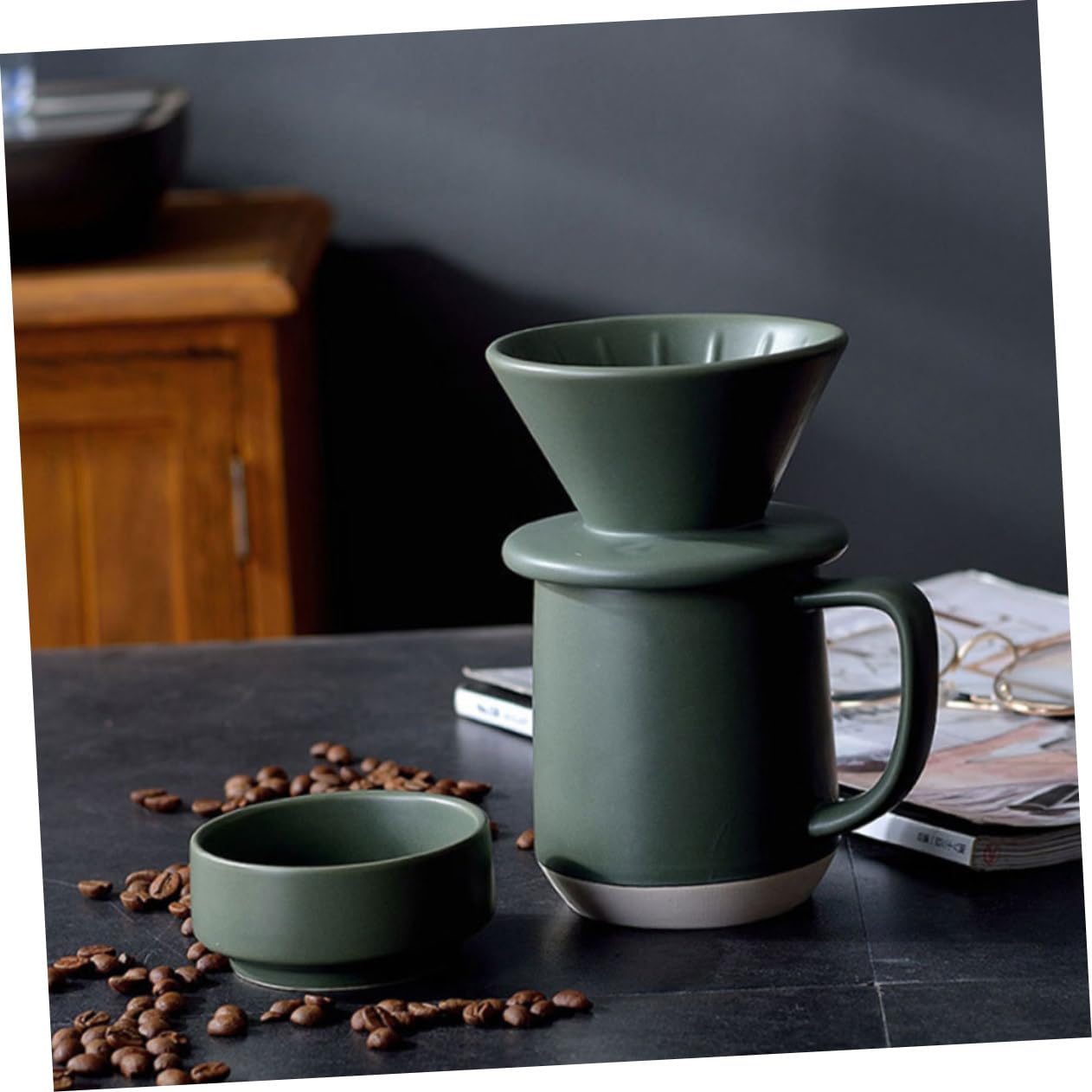 Keramischer Kaffeefilterbecher für Filterkaffee, Satz mit Tasse, Grün | Feine Filterfunktion, Tragbar und Leicht, Praktische Nutzung, Schlichtes Design, Grüne Ausführung