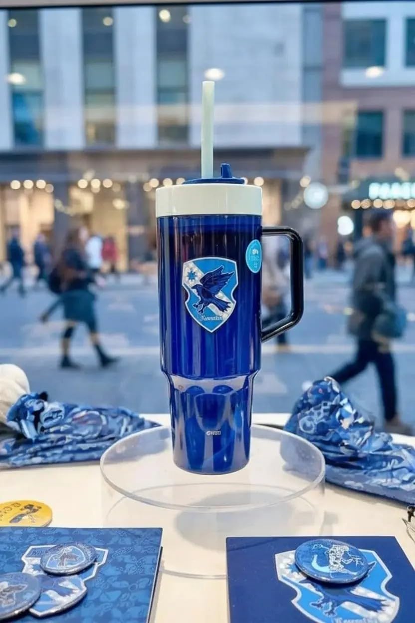 MINISO Harry Potter Lisanslı Kulplu Plastik Şişe (1250ml) - Rawenclaw