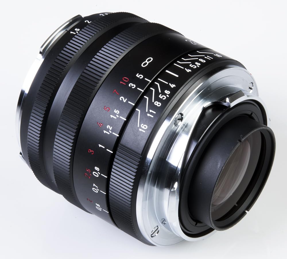 Amazon.com : Voigtländer Voigtlander VM 28mm f/1.5 Nokton Asph