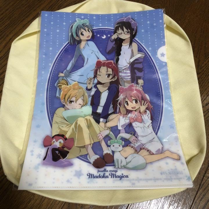 ローソン限定】 魔法少女まどか☆マギカ クリアファイルホルダー 3冊