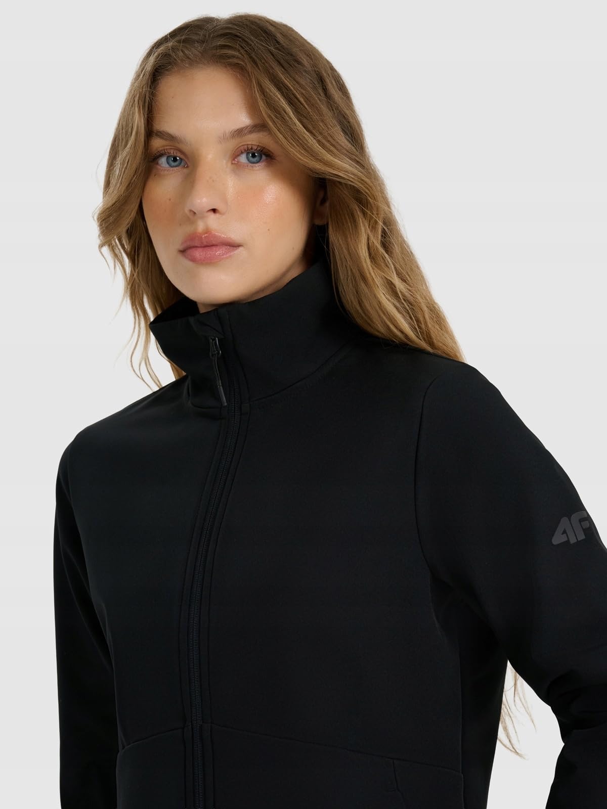 4F Kurtka softshell wiatroodporna membrana 5000 damska
