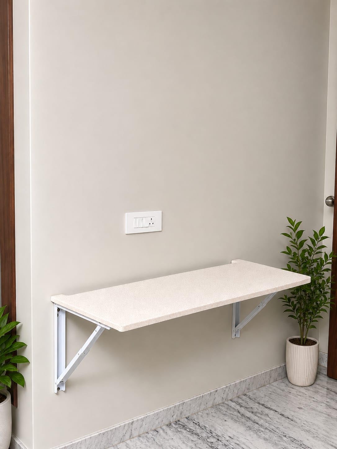 Pinnacle Techno solutions Wall Mounted Foldable Ironing Board 122 × - Image 1