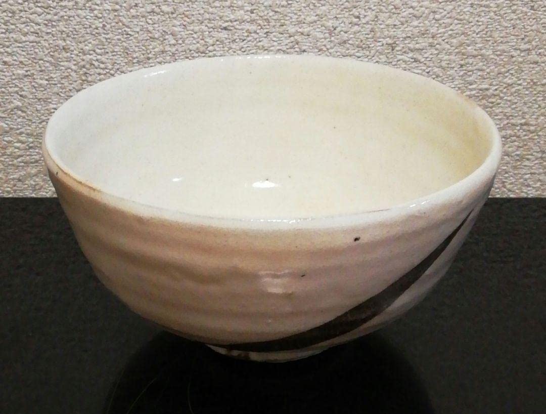 Amazon.co.jp: 大嶋久興作 子の日窯 粉引 茶碗 共箱 共布 略歴付