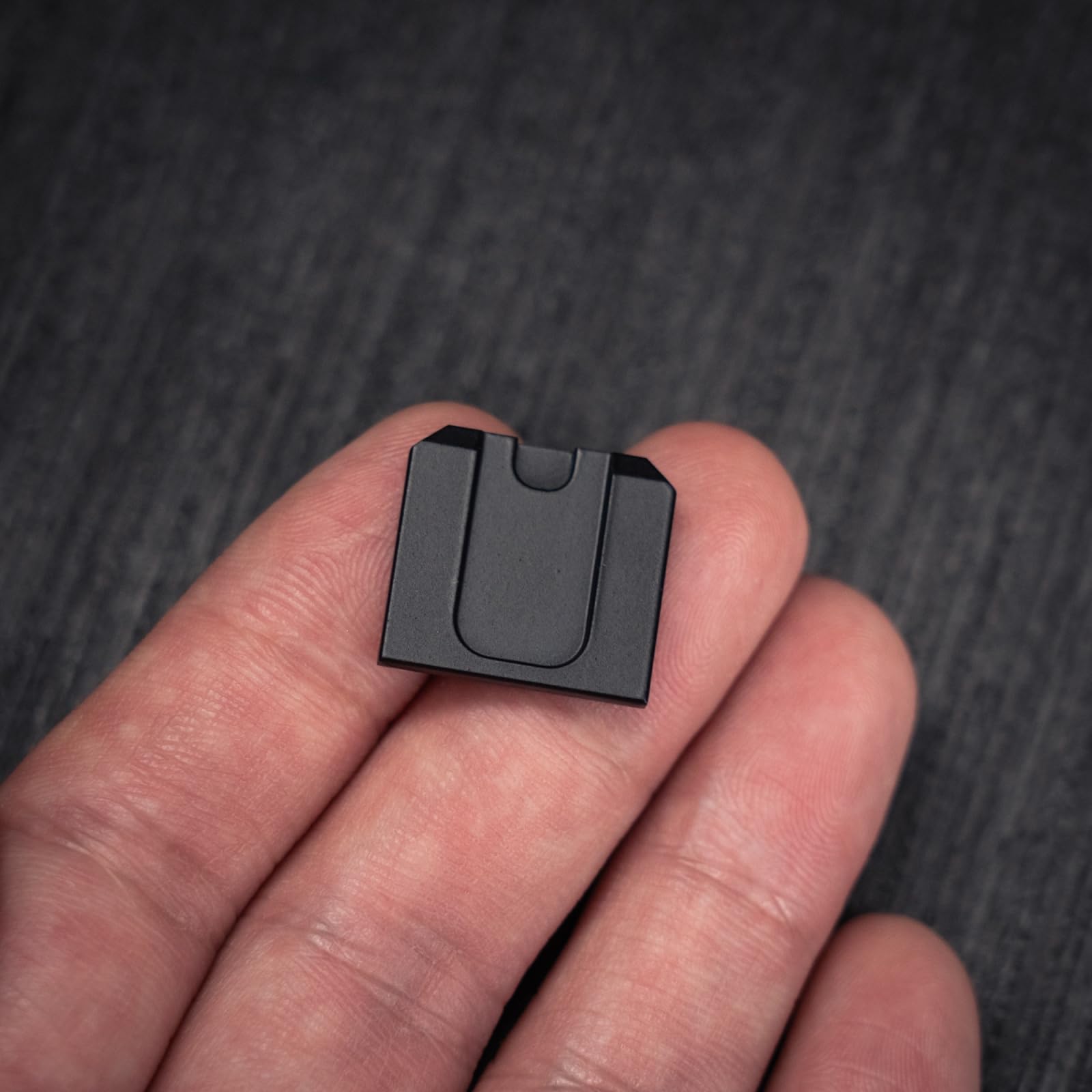Amazon.co.jp: ホットシューカバー（マットブラック） 真鍮製ホット