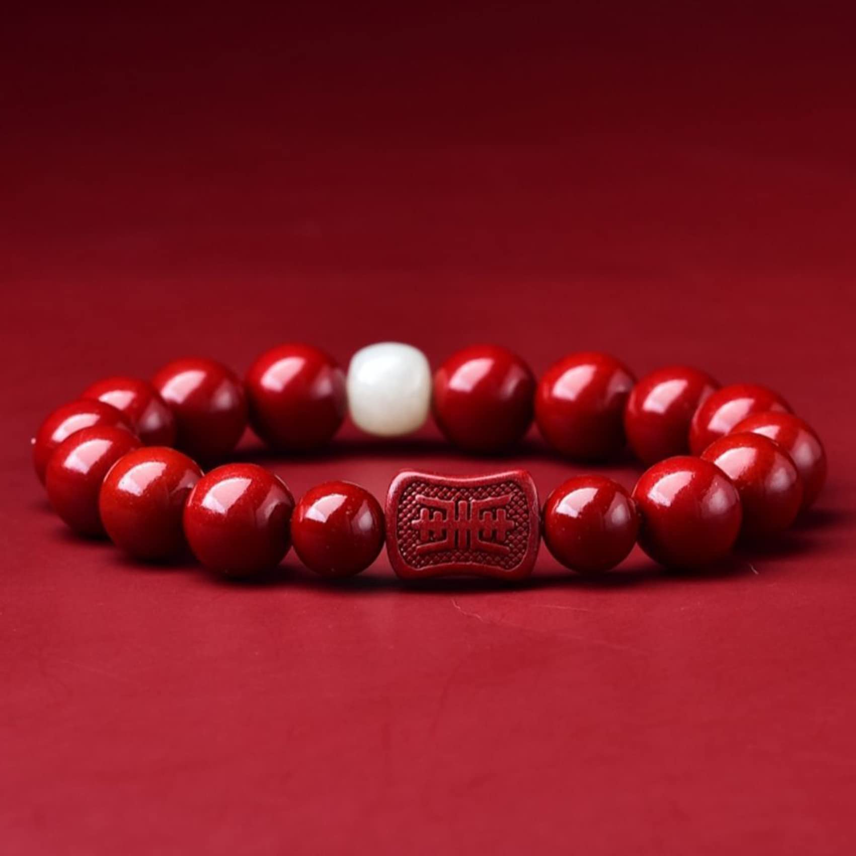 LNNSHX Pulsera Feng Shui Pulsera De Cuarzo De Cristal De Cinabrio Pulsera De Hilo Rojo Amuleto De Buena Suerte Pulsera Redonda De Cuentas Elástica Piedra Talismán Pulsera De Cristal Vintage Mujeres