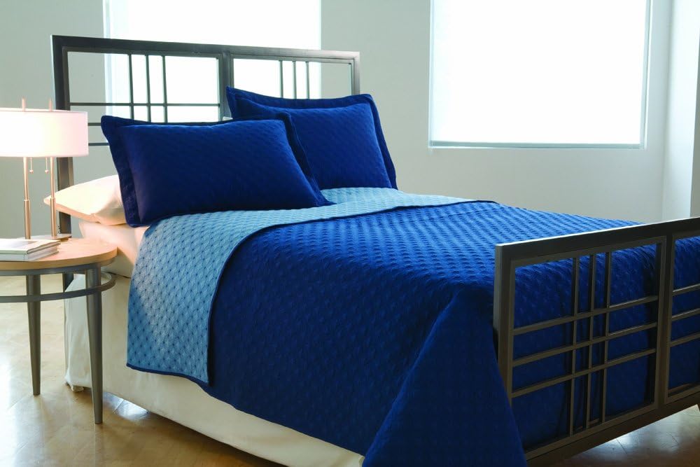 American Mills Celeste King Quilt Set, Blue Home & Kitchen