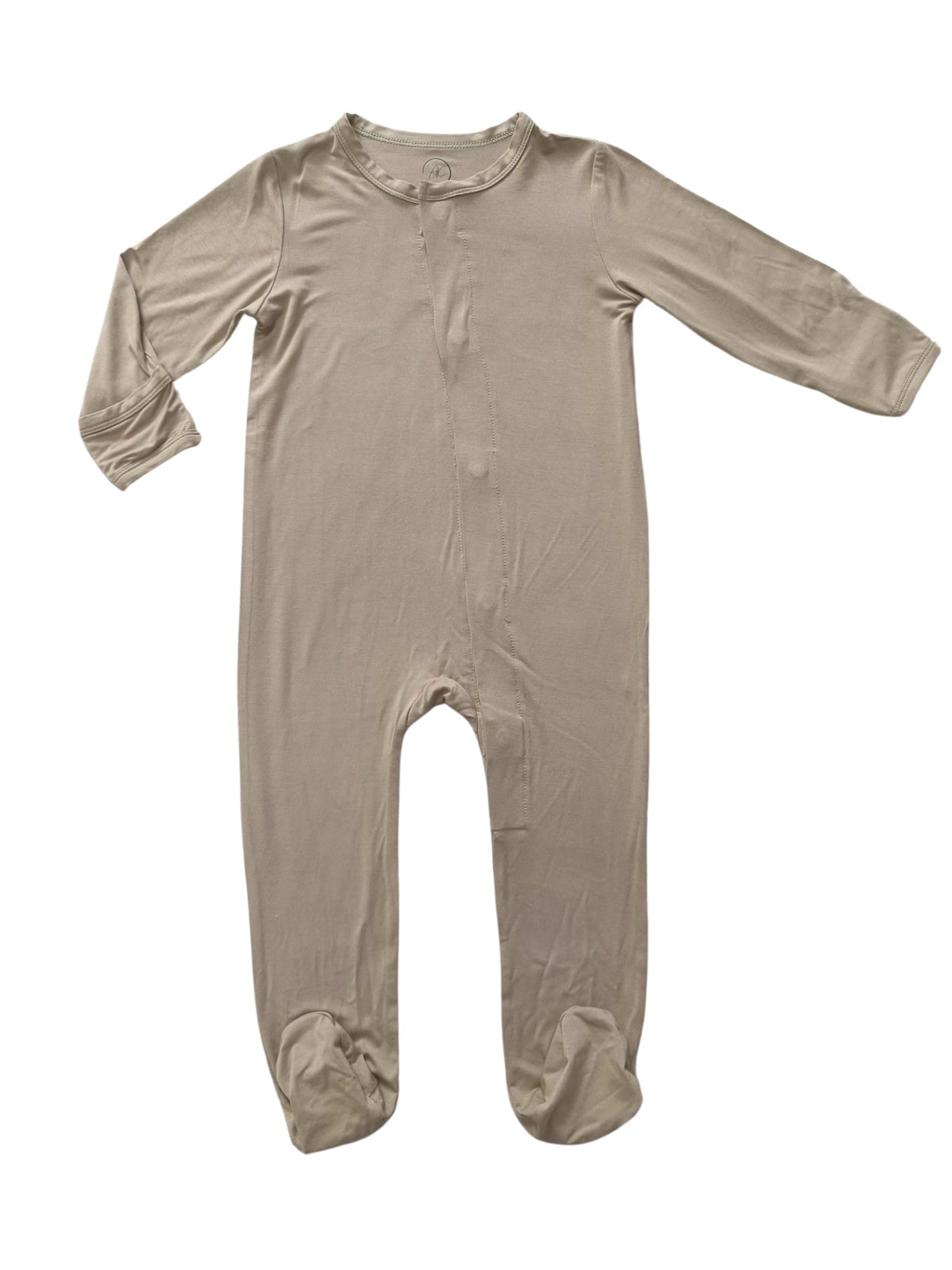 Avee &amp; Co Footie Pajamas - Quick Magnetic Fastener Sleeper for Baby Boy and Girl (0-24 months)