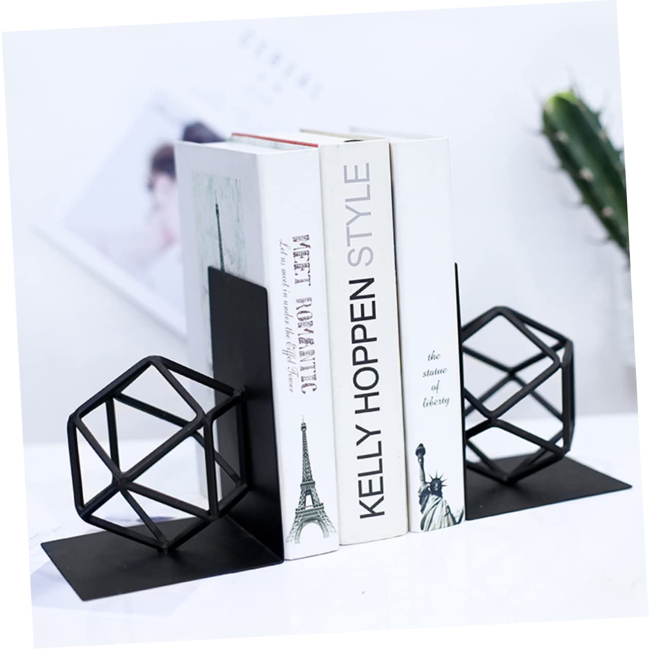 1 Paar Schwarze Buchstützen aus Metall, rutschfest für Bücher | Cds und Zeitschriften, Büro und Klassenzimmer, Schützt Tisch und Regal vor Kratzern