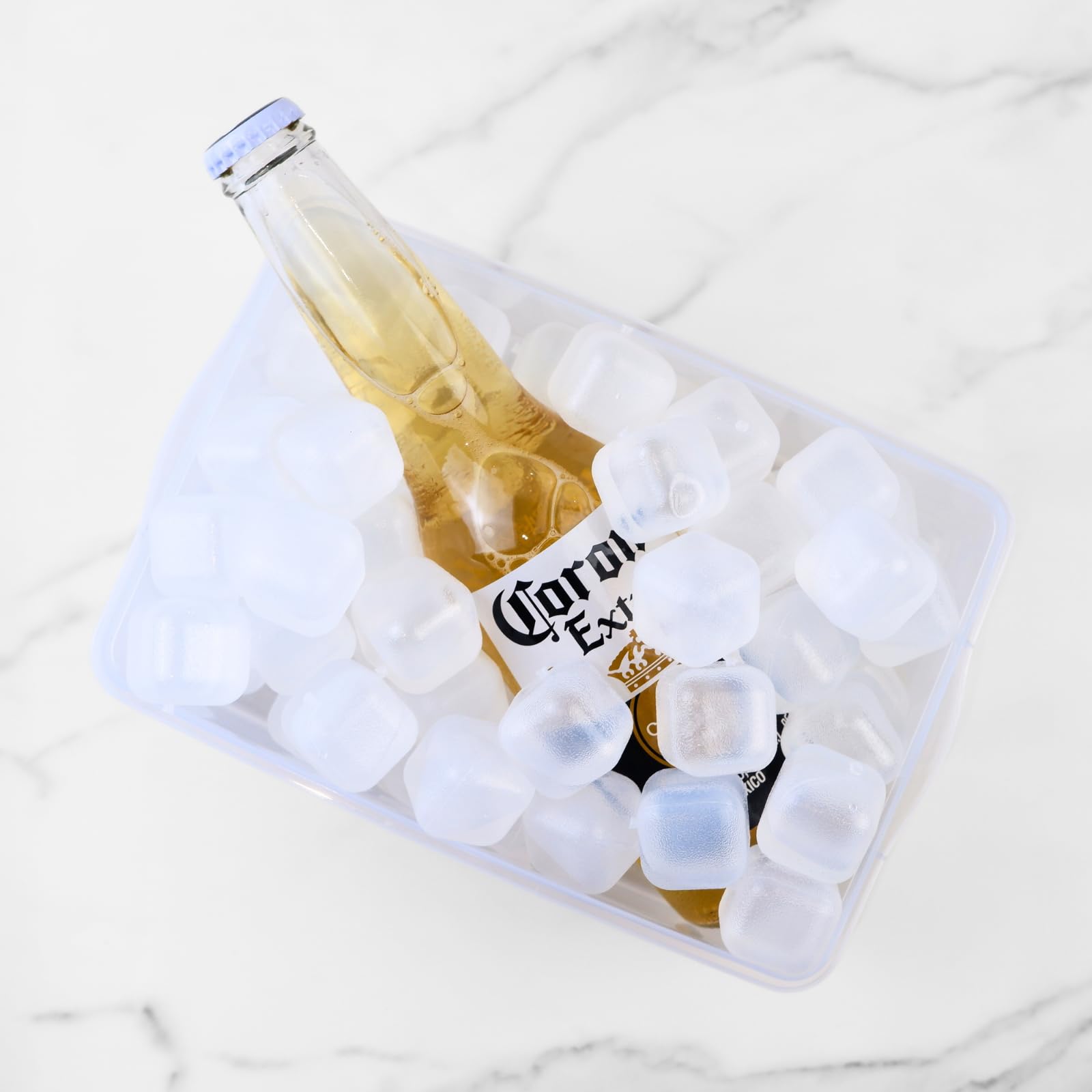Cubo de hielo reutilizable con tapa y contenedor, paquete de 60 cubitos de hielo de plástico para bebidas, sin BPA, cubos de hielo cuadrados recongelables para botellas de agua, whisky, vodka, café,