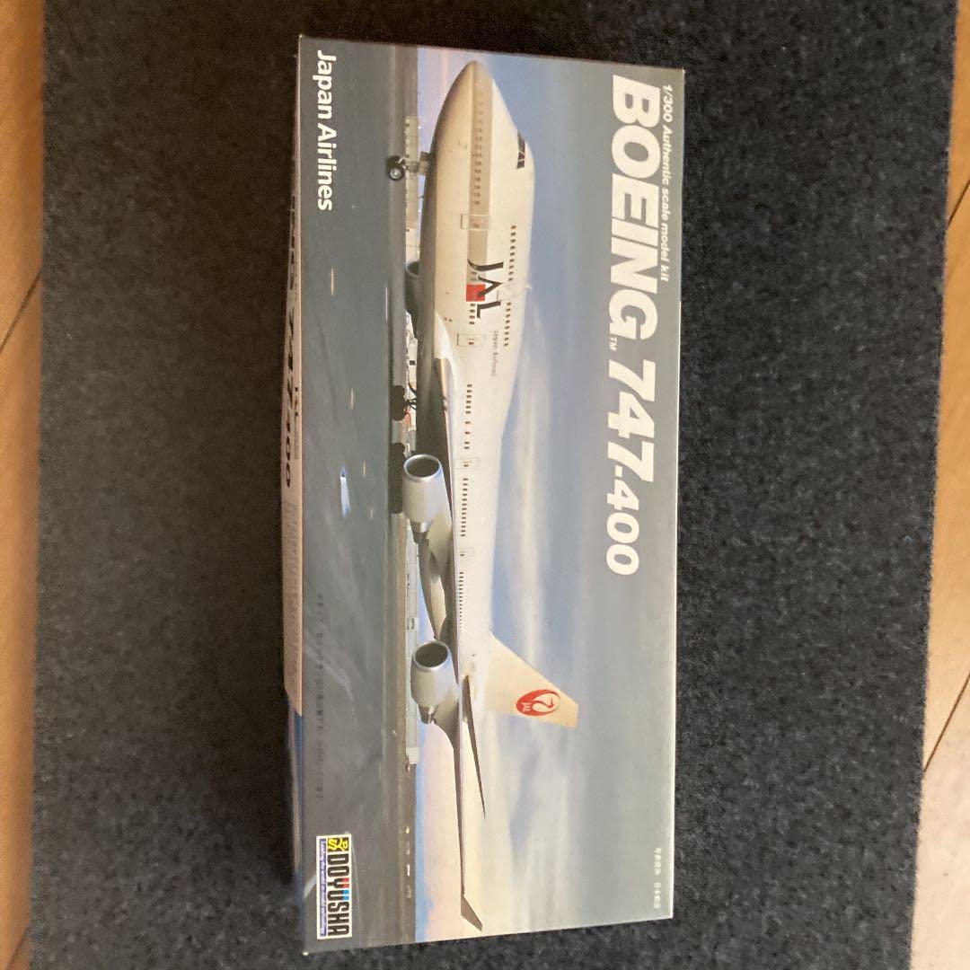 Amazon.co.jp: ボーイング747-400 日本航空 1/300 プラモデル : おもちゃ