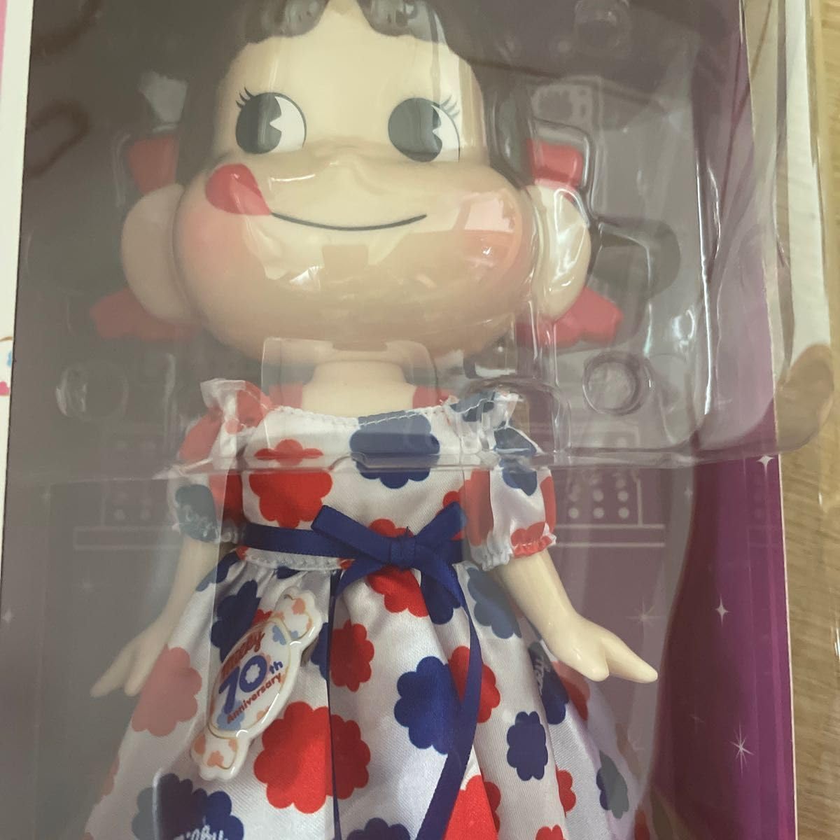 Amazon | ミルキー70周年記念、2021 ペコちゃん人形 FUJIYA 、不二家