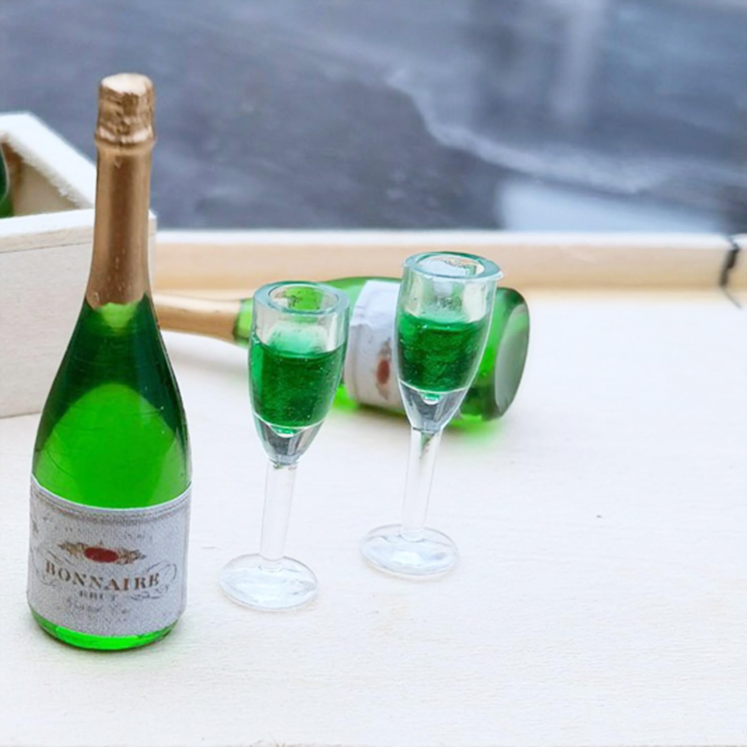 Amazon.com: Miniature Champagne Bottles with 2 Glasses, 1:12 Dollhouse  Champagne Bottles, Tiny Champagnes Bottle Glasses, for Dollhouse, Fairy  Garden, Miniature Bar (1 champagnes Bottle with 2 Glass) : Toys & Games